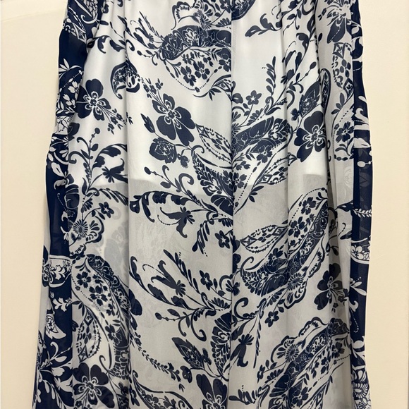 HeartSoul Elegant Navy and White Accessory - Picture 5 of 6